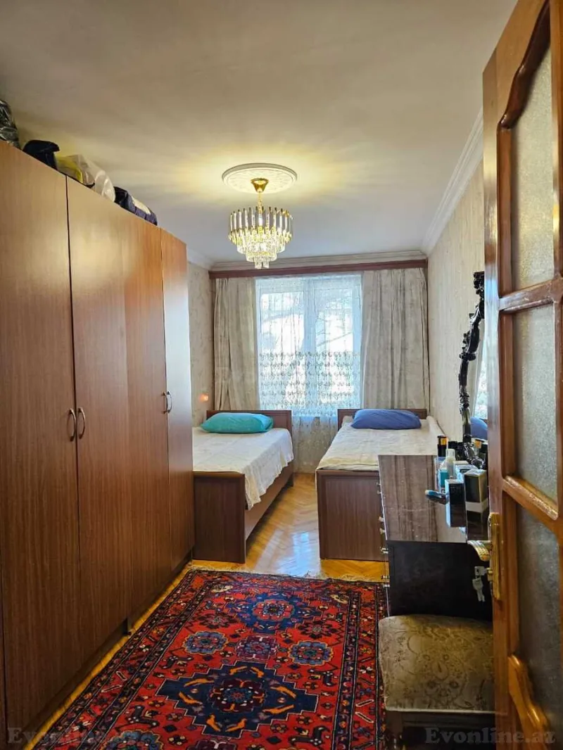 Kirayə verilir 2 otaqlı Mənzil Köhnə tikili 50 m² Elmlər Akademiyası m. - şəkil 3