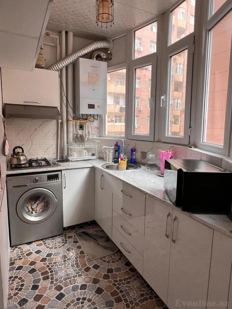 Kirayə verilir 2 otaqlı Mənzil Yeni tikili 50 m² İnşaatçılar m. - şəkil 6