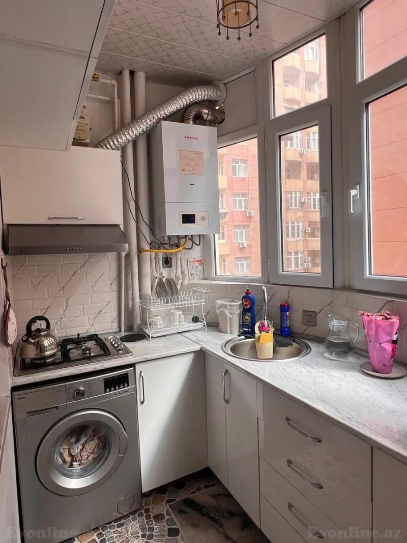 Kirayə verilir 2 otaqlı Mənzil Yeni tikili 50 m² İnşaatçılar m. - şəkil 8