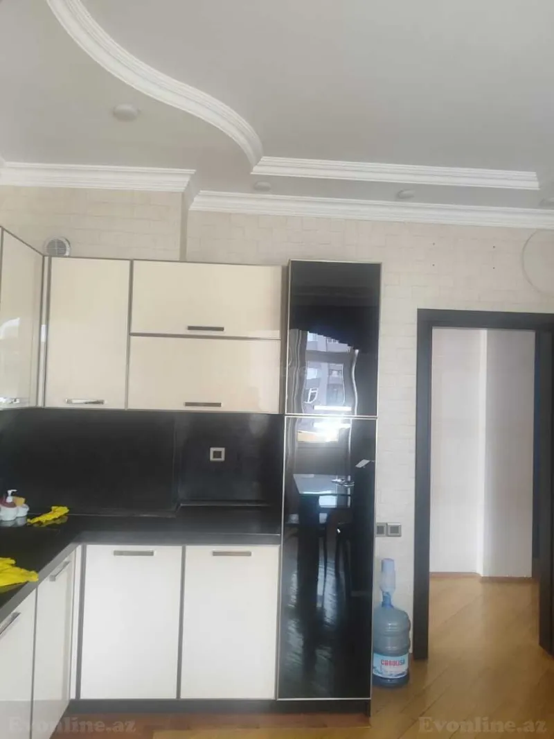 Kirayə verilir 3 otaqlı Mənzil Yeni tikili 135 m² Nəsimi r. - şəkil 15