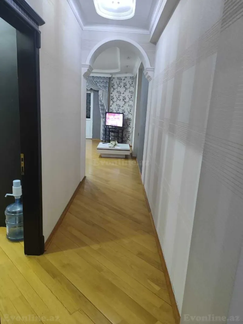 Kirayə verilir 3 otaqlı Mənzil Yeni tikili 135 m² Nəsimi r. - şəkil 18