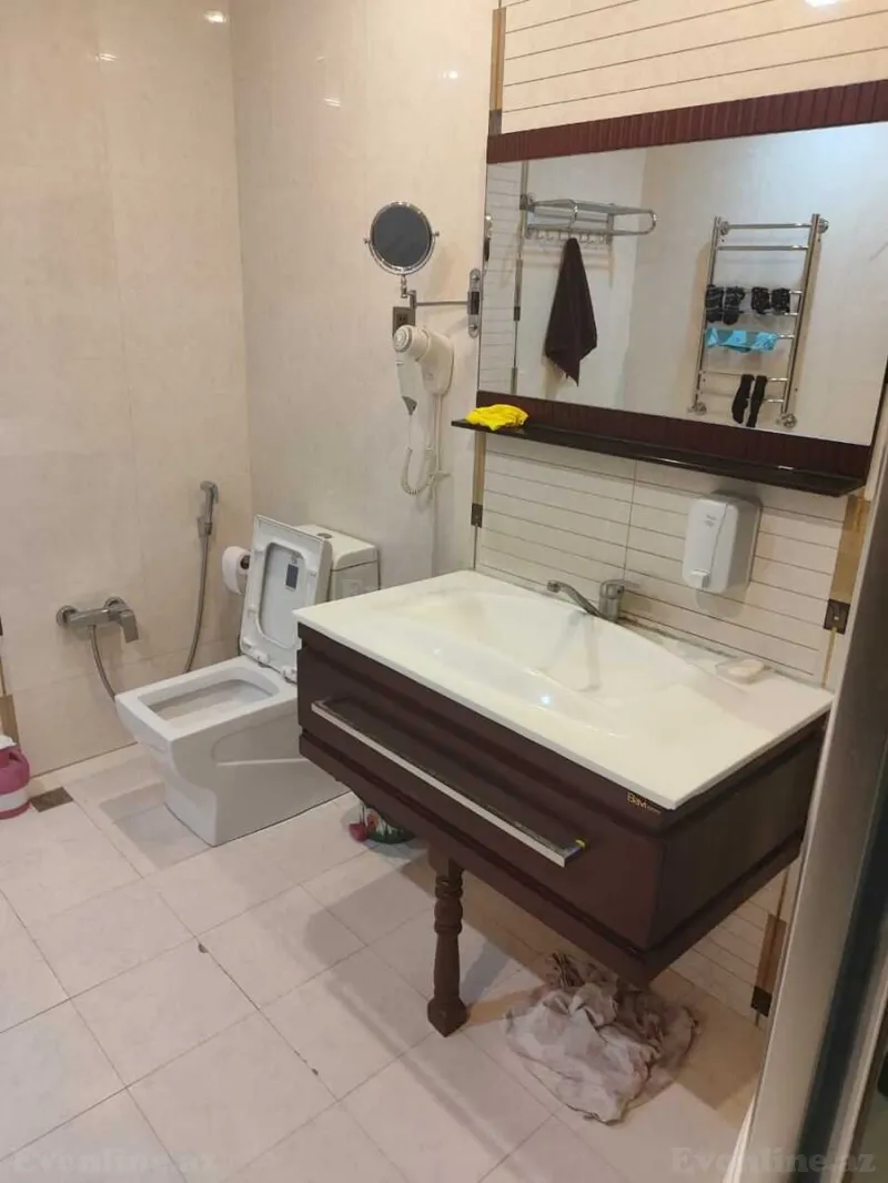 Kirayə verilir 3 otaqlı Mənzil Yeni tikili 135 m² Nəsimi r. - şəkil 21