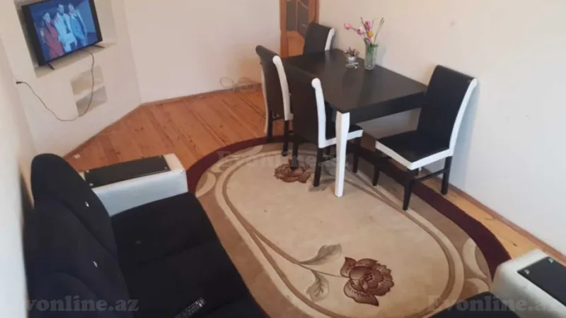 Kirayə verilir 2 otaqlı Mənzil Köhnə tikili 60 m² Həzi Aslanov m.