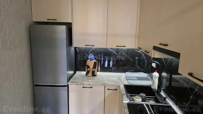 Kirayə verilir 2 otaqlı Mənzil Yeni tikili 80 m² Xətai m. - şəkil 3