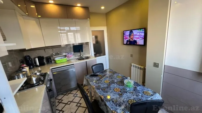 Satılır 3 otaqlı Mənzil Köhnə tikili 85 m² Əhmədli - şəkil 13