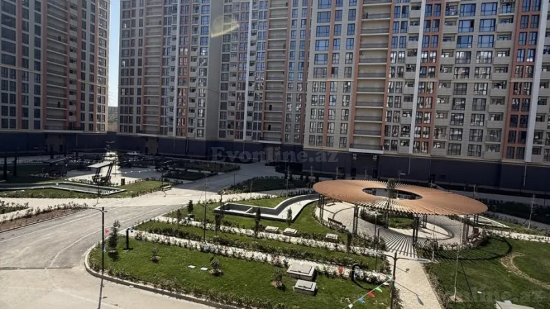 Satılır 3 otaqlı Mənzil Yeni tikili 85 m² İnşaatçılar m. - şəkil 2