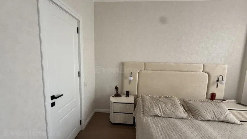 Satılır 3 otaqlı Mənzil Yeni tikili 85 m² İnşaatçılar m. - şəkil 10