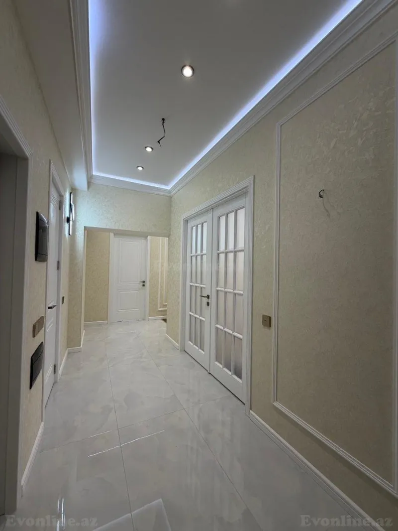 Satılır 3 otaqlı Mənzil Yeni tikili 115 m² Qara Qarayev m. - şəkil 7