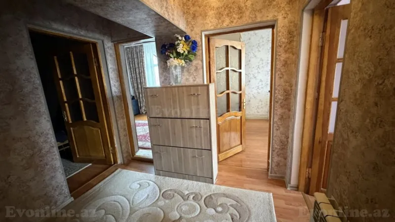 Satılır 5 otaqlı Mənzil Köhnə tikili 77 m² Binəqədi - şəkil 2