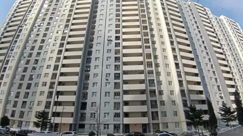 Satılır 4 otaqlı Mənzil Yeni tikili 130 m² Həzi Aslanov