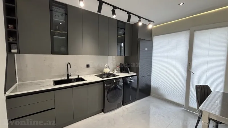 Satılır 2 otaqlı Mənzil Köhnə tikili 65 m² Əhmədli - şəkil 8