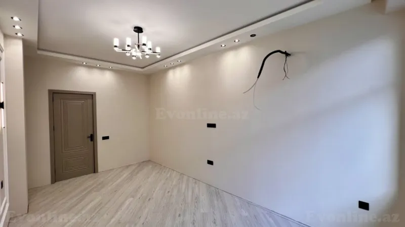 Satılır 2 otaqlı Mənzil Yeni tikili 70 m² İnşaatçılar m. - şəkil 3