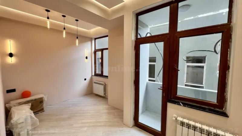 Satılır 2 otaqlı Mənzil Yeni tikili 70 m² İnşaatçılar m. - şəkil 9