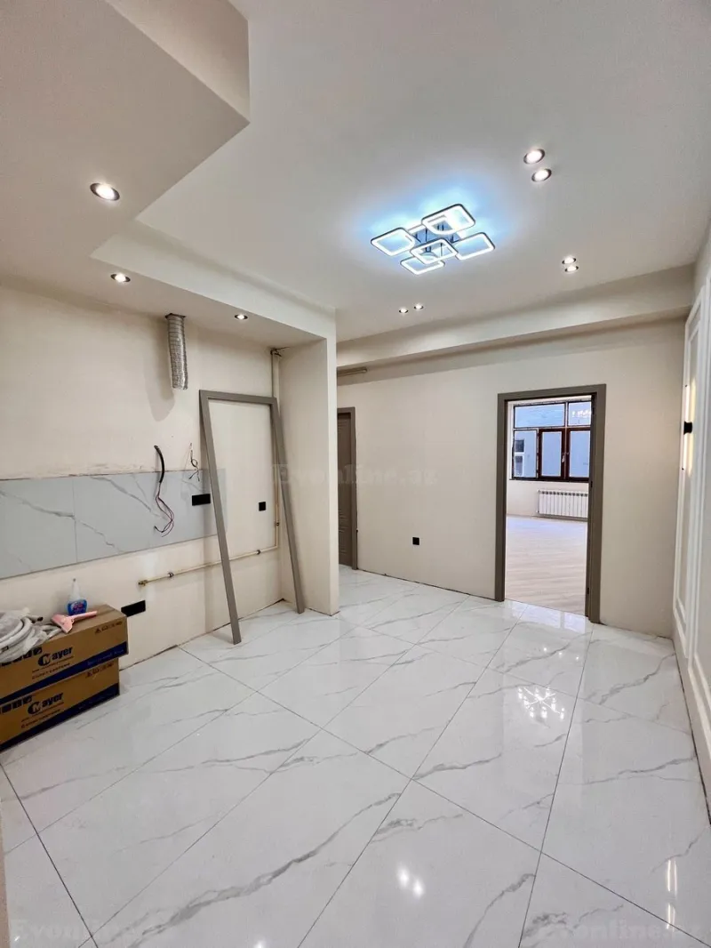 Satılır 2 otaqlı Mənzil Yeni tikili 70 m² İnşaatçılar m. - şəkil 10