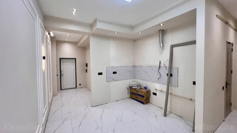 Satılır 2 otaqlı Mənzil Yeni tikili 70 m² İnşaatçılar m. - şəkil 13