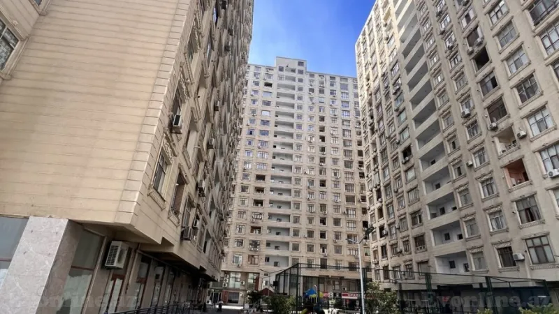 Satılır 2 otaqlı Mənzil Yeni tikili 70 m² İnşaatçılar m. - şəkil 24