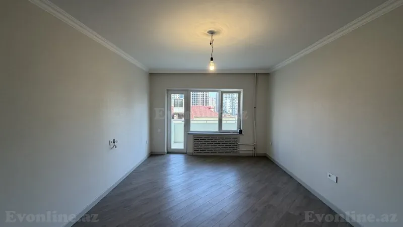Satılır 3 otaqlı Mənzil Köhnə tikili 85 m² Xətai m.