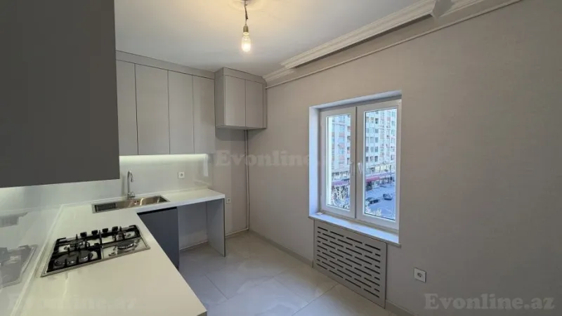 Satılır 3 otaqlı Mənzil Köhnə tikili 85 m² Xətai m. - şəkil 12
