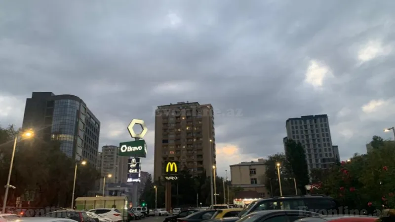 Satılır 3 otaqlı Mənzil Yeni tikili 105 m² 8-ci mikrorayon