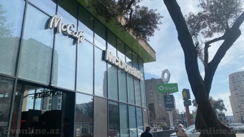 Satılır 3 otaqlı Mənzil Yeni tikili 105 m² 8-ci mikrorayon - şəkil 2