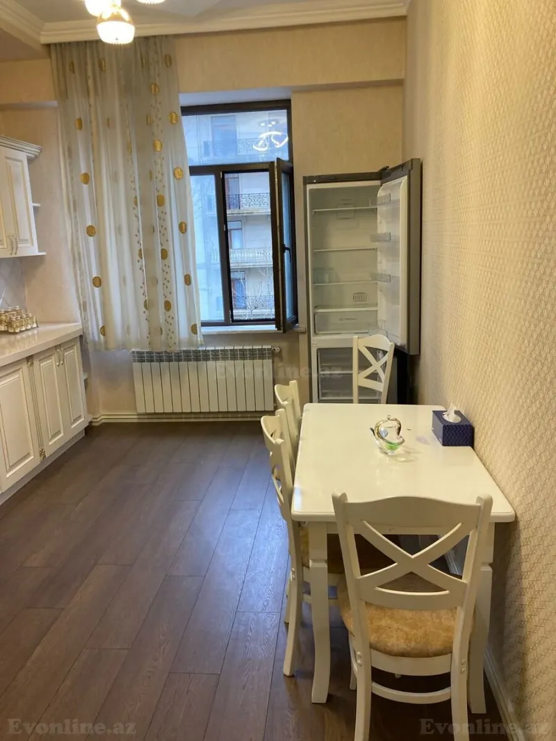 Kirayə verilir 3 otaqlı Mənzil Yeni tikili 130 m² Xətai r. - şəkil 7