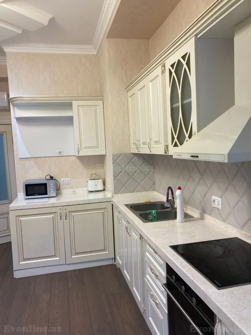 Kirayə verilir 3 otaqlı Mənzil Yeni tikili 130 m² Xətai r. - şəkil 11