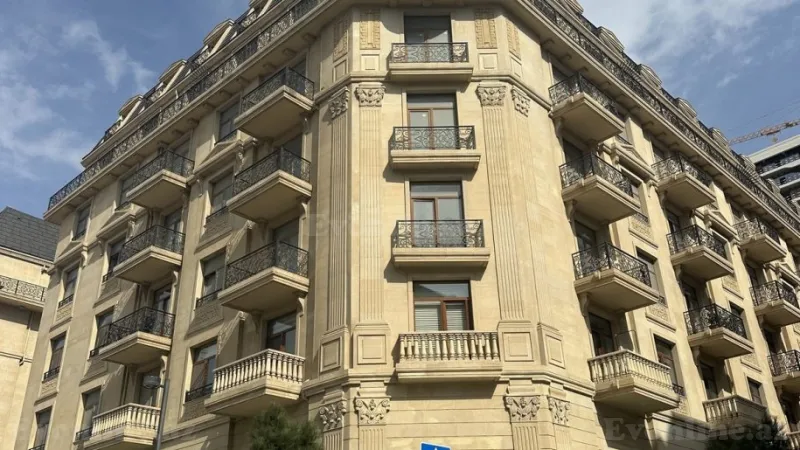 Satılır Obyekt 104 m² Xətai r.