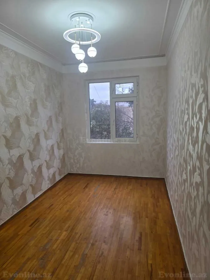 Satılır 3 otaqlı Mənzil Köhnə tikili 47 m² 3-cü mikrorayon - şəkil 2