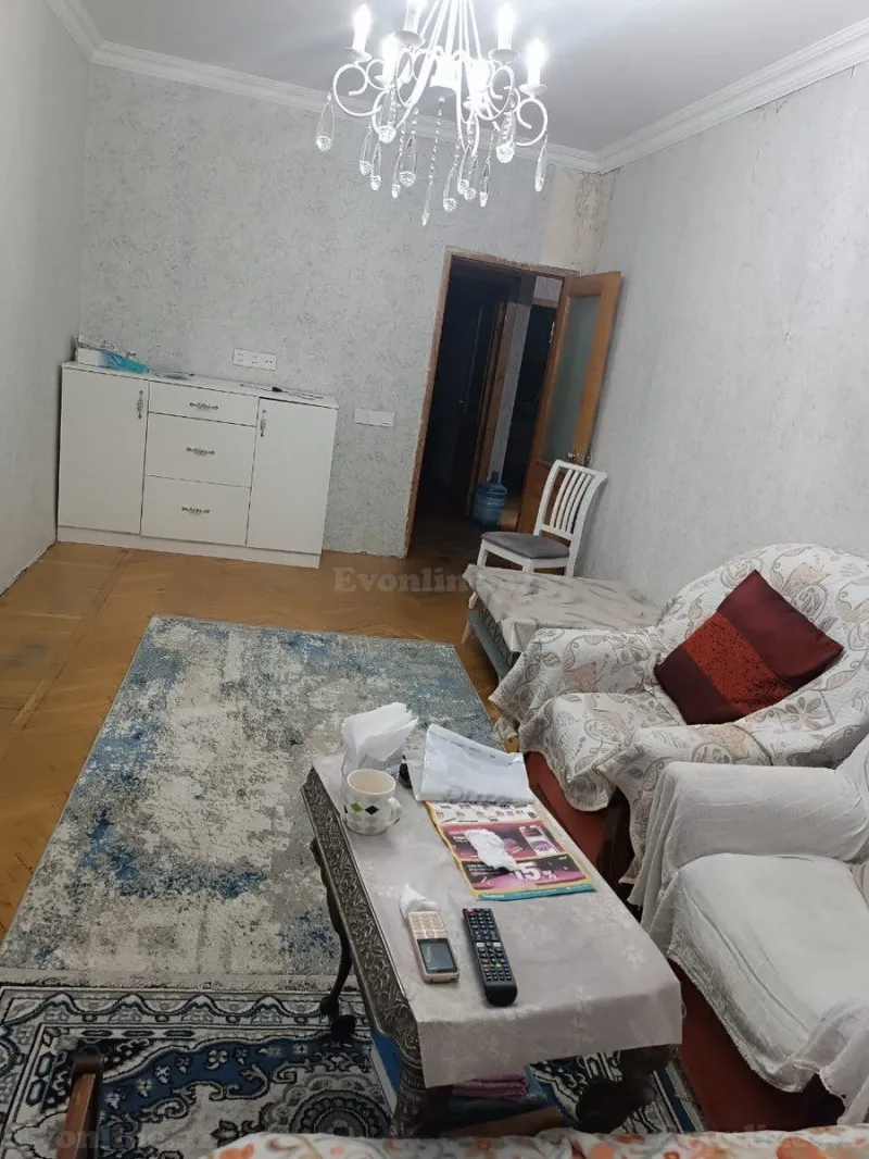 Satılır 2 otaqlı Mənzil Köhnə tikili 60 m² Əhmədli - şəkil 2