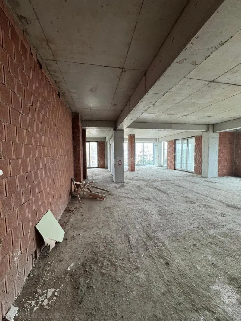 Satılır 4 otaqlı Mənzil Yeni tikili 160 m² Elmlər Akademiyası m. - şəkil 4