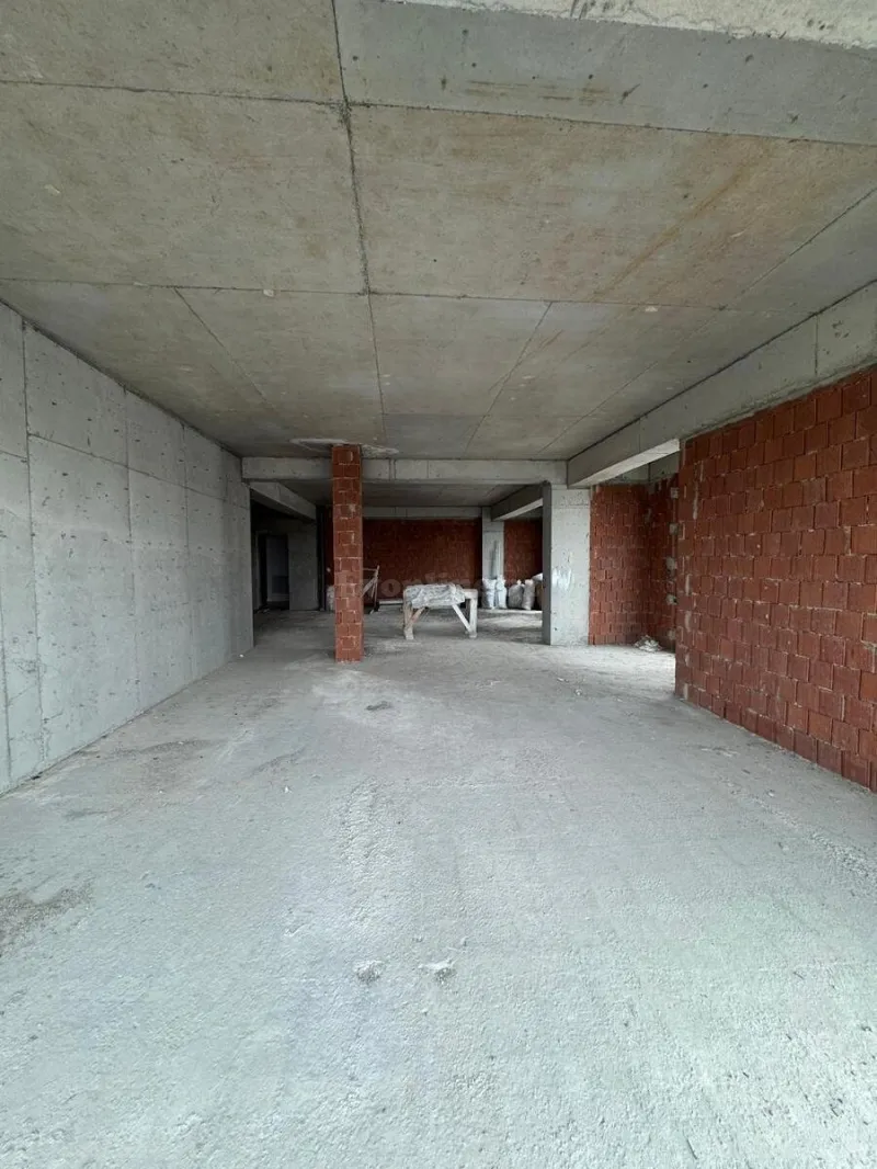 Satılır 4 otaqlı Mənzil Yeni tikili 160 m² Elmlər Akademiyası m. - şəkil 7