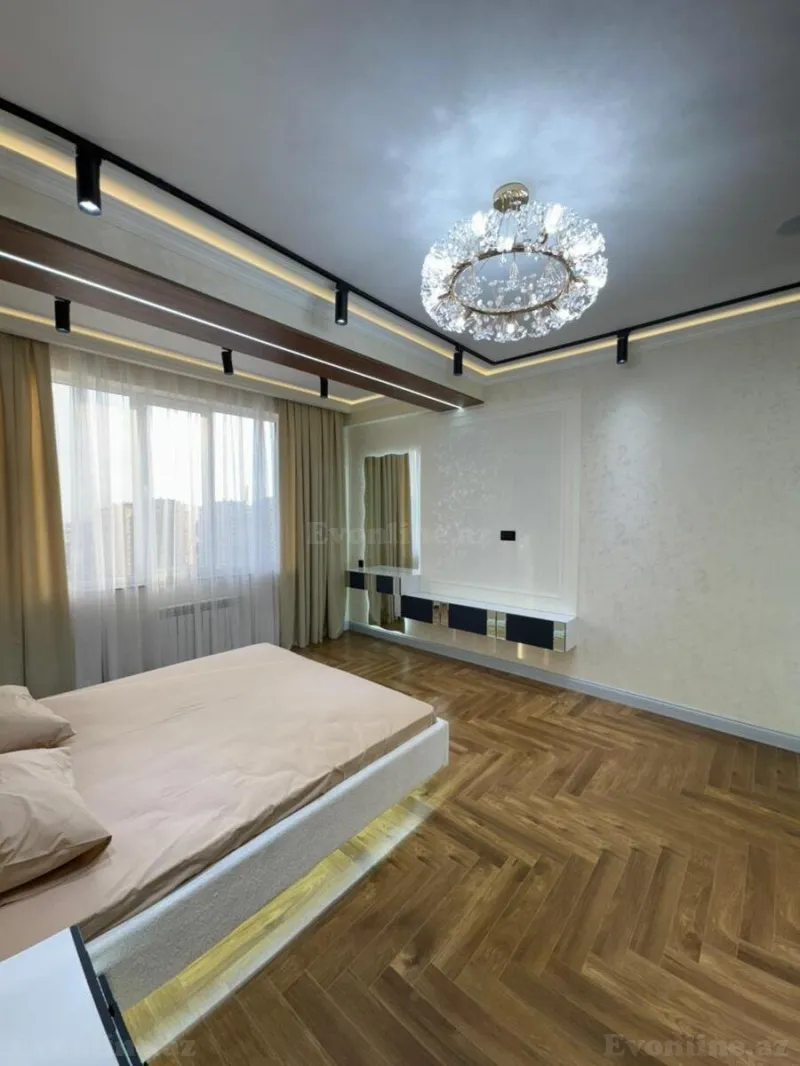 Satılır 4 otaqlı Mənzil Yeni tikili 186 m² Qara Qarayev m. - şəkil 26