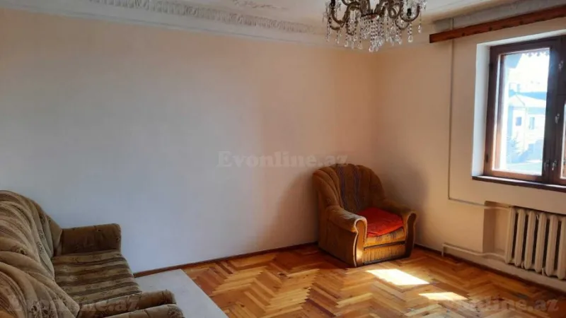 Kirayə verilir 3 otaqlı Mənzil Köhnə tikili 70 m² Əhmədli