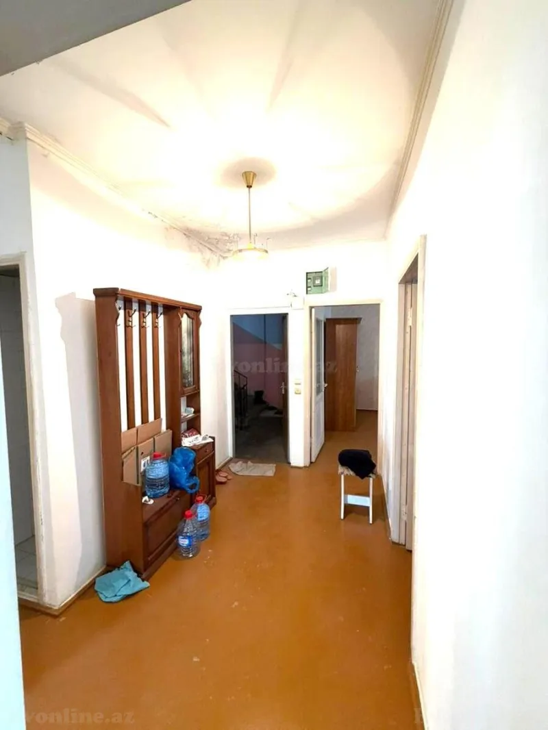 Satılır 4 otaqlı Mənzil Köhnə tikili 110 m² Yeni Yasamal - şəkil 9