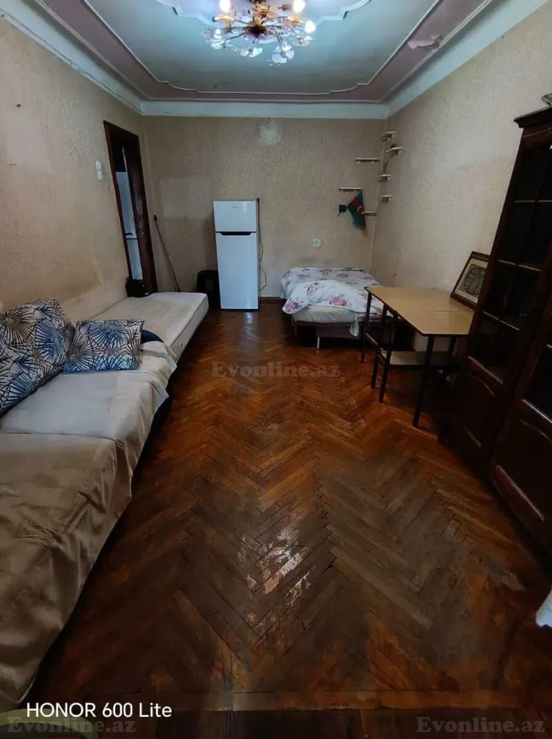 Satılır 1 otaqlı Mənzil Köhnə tikili 35 m² Nəsimi r.