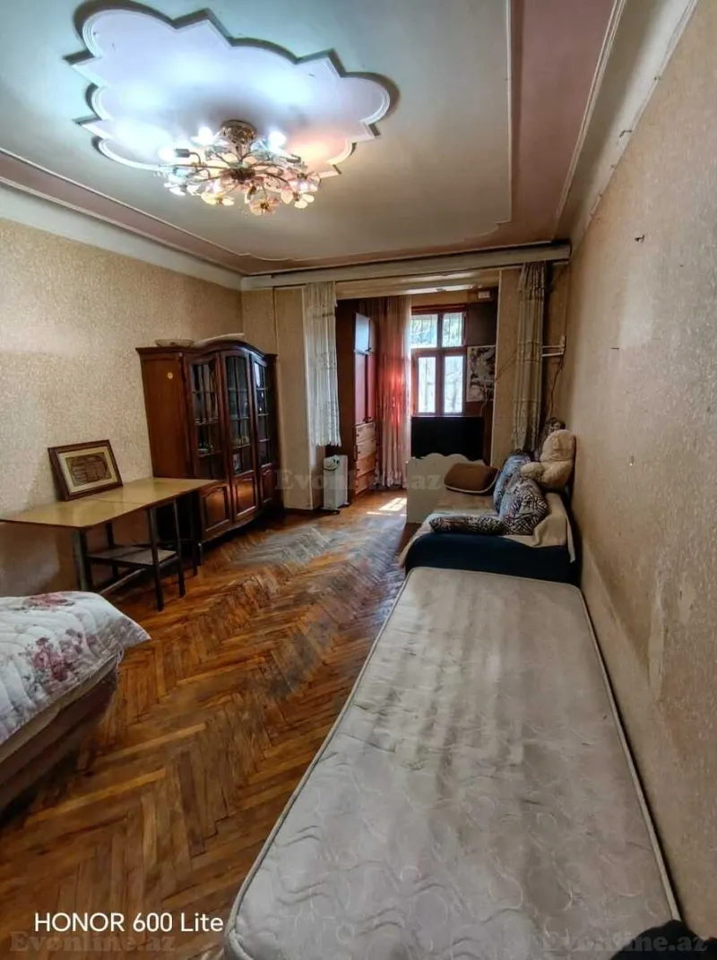 Satılır 1 otaqlı Mənzil Köhnə tikili 35 m² Nəsimi r. - şəkil 2