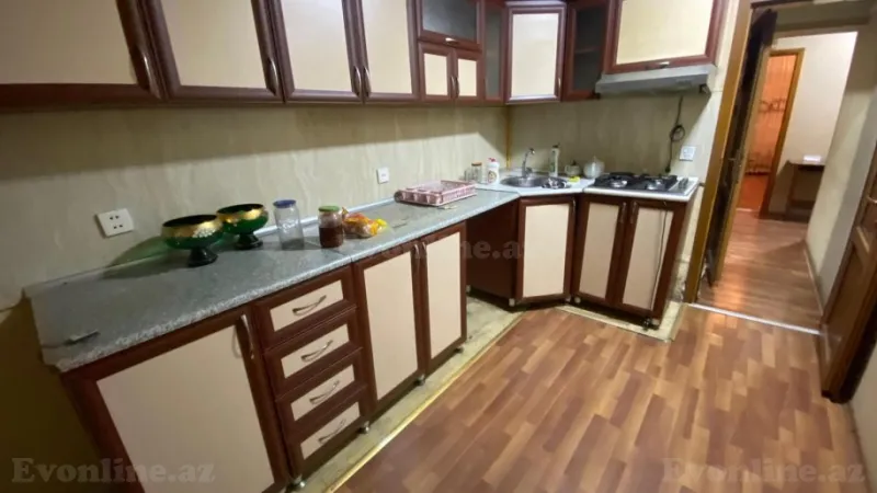 Kirayə verilir 2 otaqlı Mənzil Köhnə tikili 50 m² 8-ci kilometr