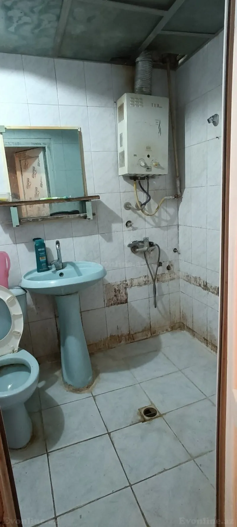 Kirayə verilir 2 otaqlı Mənzil Köhnə tikili 70 m² Gənclik m. - şəkil 3