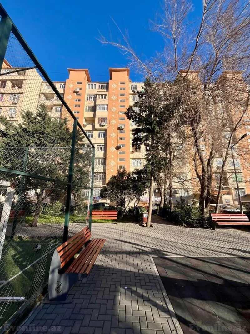 Satılır 2 otaqlı Mənzil Köhnə tikili 65 m² Suraxanı r.