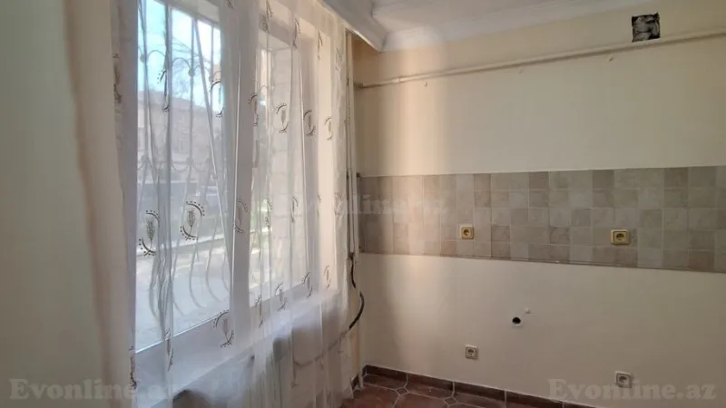 Satılır 2 otaqlı Mənzil Köhnə tikili 44 m² Yasamal - şəkil 12