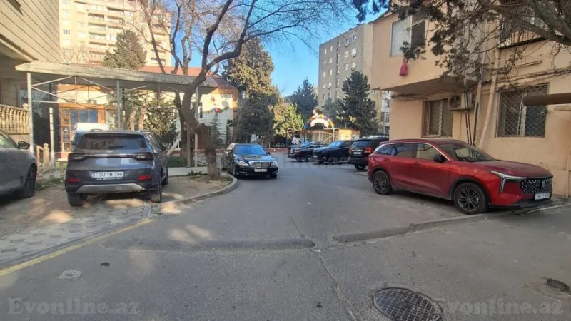 Satılır 2 otaqlı Mənzil Köhnə tikili 44 m² Yasamal - şəkil 15