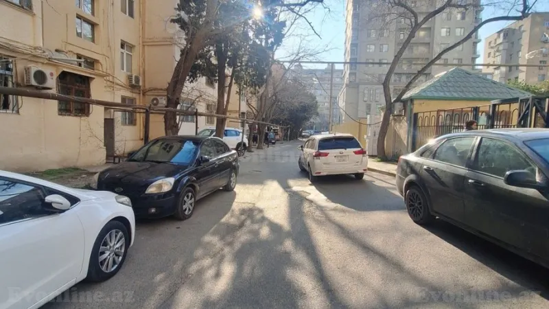 Satılır 2 otaqlı Mənzil Köhnə tikili 44 m² Yasamal - şəkil 16