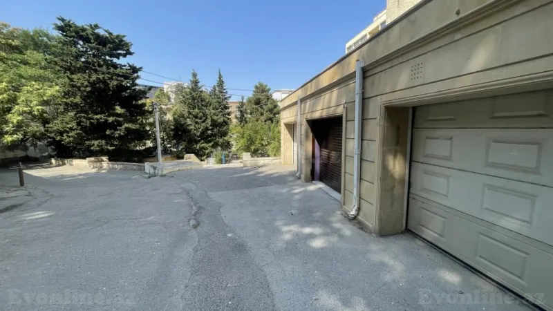 Satılır Qaraj 21.2 m² İçərişəhər m. - şəkil 2