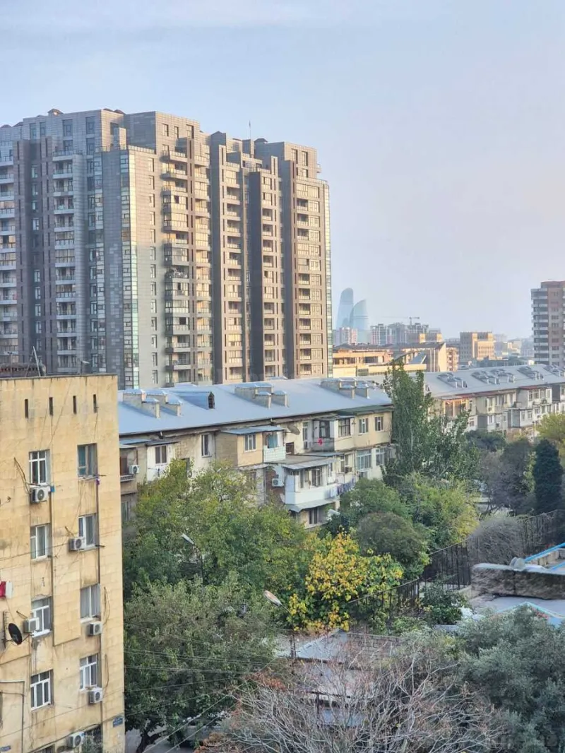 Satılır 2 otaqlı Mənzil Köhnə tikili 50 m² İnşaatçılar m. - şəkil 9