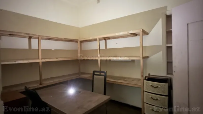 Satılır 2 otaqlı Mənzil Köhnə tikili 50 m² Sahil m. - şəkil 7