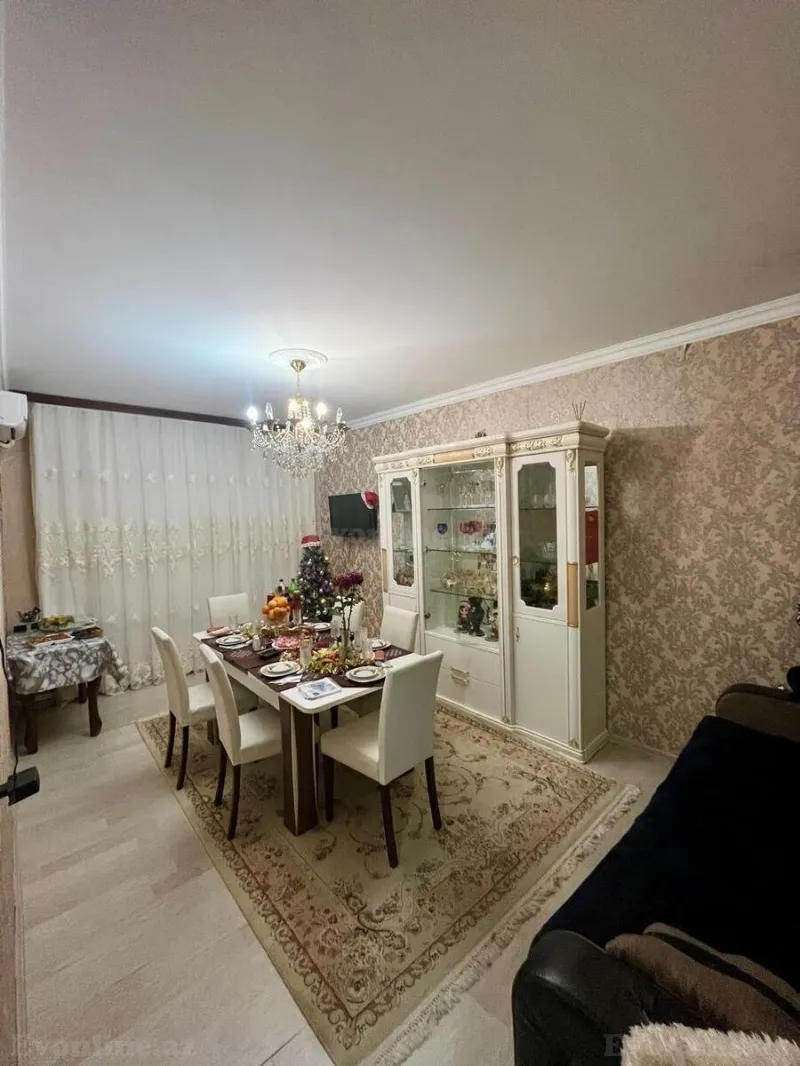 Satılır 2 otaqlı Mənzil Köhnə tikili 65 m² Suraxanı r.