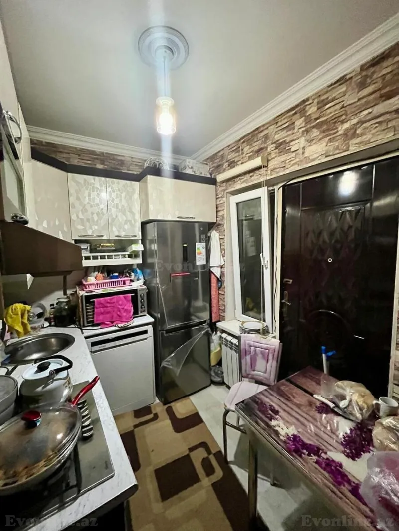 Satılır 2 otaqlı Mənzil Köhnə tikili 65 m² Suraxanı r. - şəkil 8