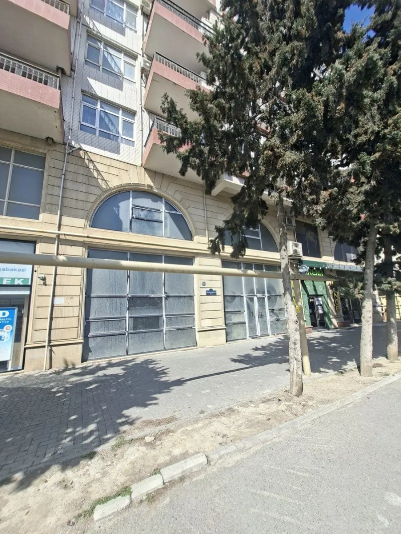 Satılır Obyekt 300 m² Badamdar