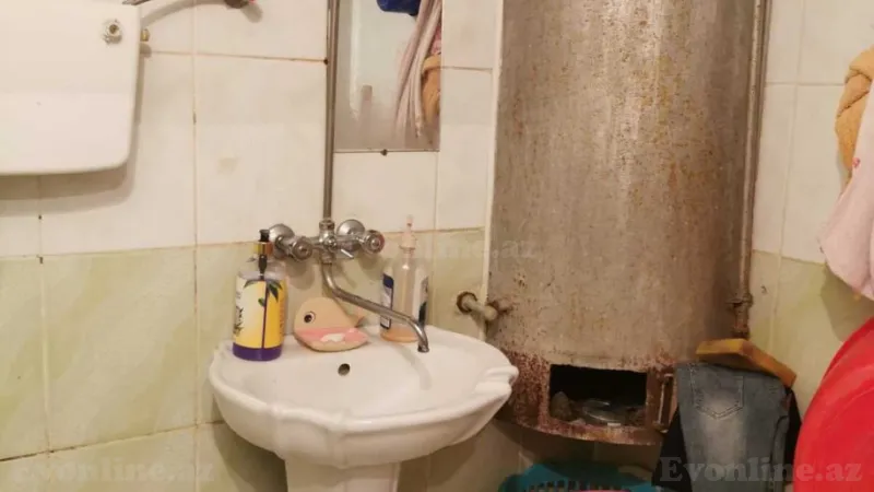 Satılır 1 otaqlı Mənzil Köhnə tikili 30 m² Gəncə - şəkil 5