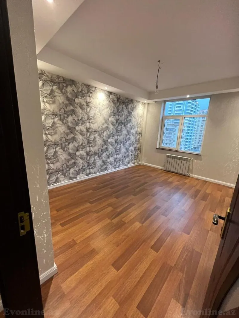Kirayə verilir 2 otaqlı Mənzil Yeni tikili 60 m² İnşaatçılar m.